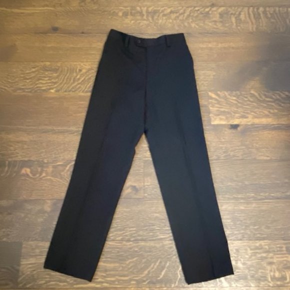 Boy's Black Suit Size 14R, Shirt Size 12R, Tie - Picture 4 of 13
